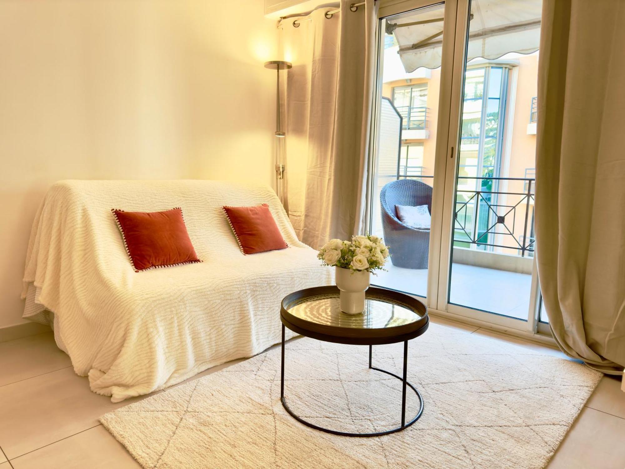 Superbe Appartement Avec Terrasse 1Mn Des Plages De La Croisette Cannes Dış mekan fotoğraf