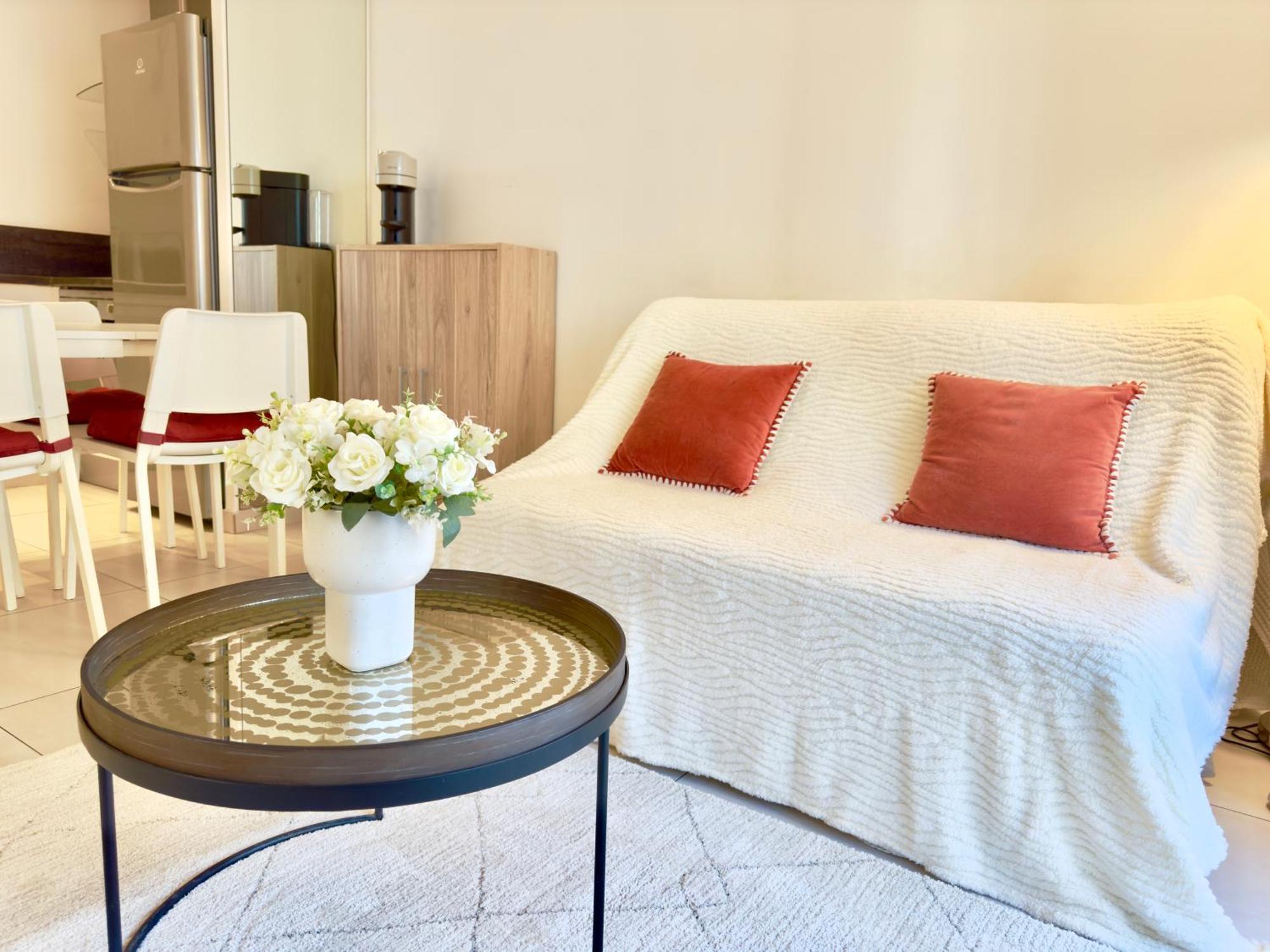 Superbe Appartement Avec Terrasse 1Mn Des Plages De La Croisette Cannes Dış mekan fotoğraf