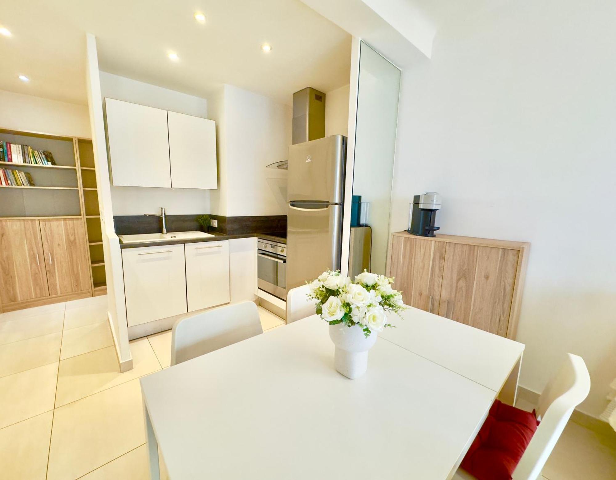 Superbe Appartement Avec Terrasse 1Mn Des Plages De La Croisette Cannes Dış mekan fotoğraf