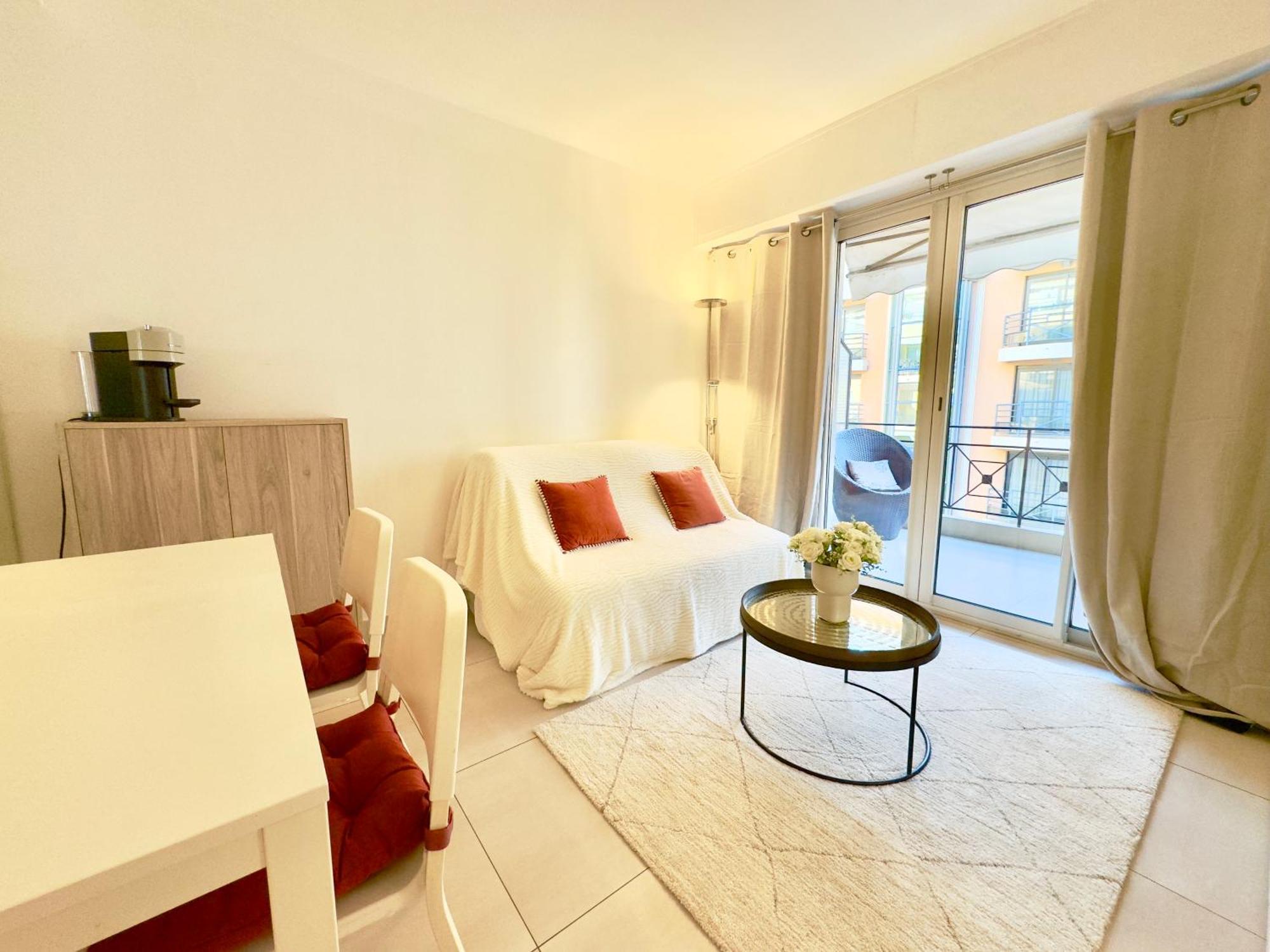 Superbe Appartement Avec Terrasse 1Mn Des Plages De La Croisette Cannes Dış mekan fotoğraf